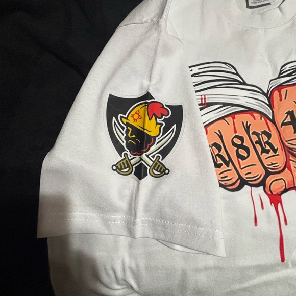 Unique, one of a kind R8R shirt! 🖤🏴‍☠️⚔️ - Picture 3 of 4